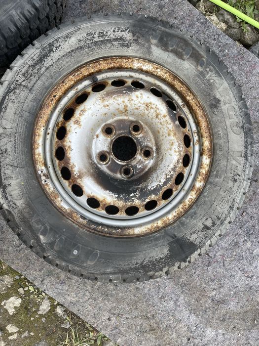 Kola felgi opony vw t5 215.65.16C goodyear