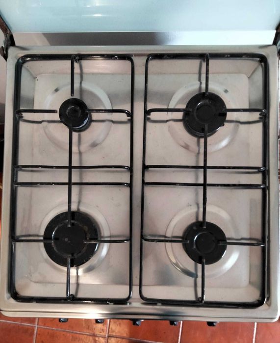Fogão Meireles a gás - 4 bocas e forno