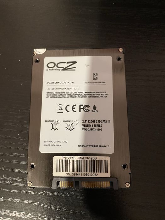Твердотільний накопичувач (SSD) серії OCZ Vertex 120 ГБ: 450 грн