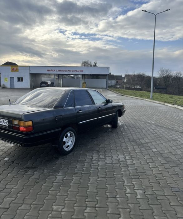 Audi 100 c3 2.3 бензин