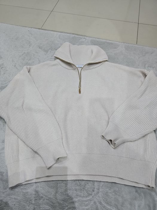 Komplet 6 swetrów damskich w rozm. L