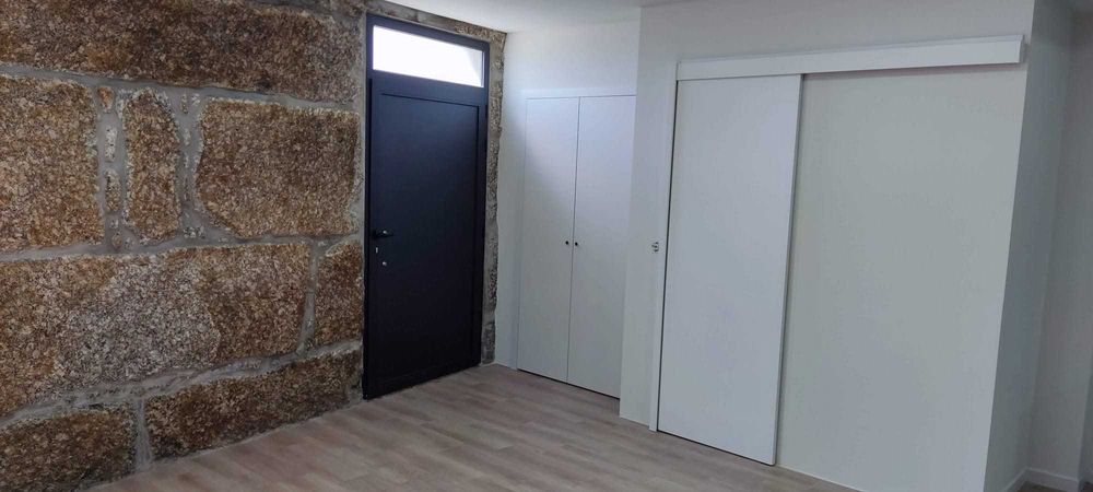 Moradia T3 totalmente equipada e mobilada