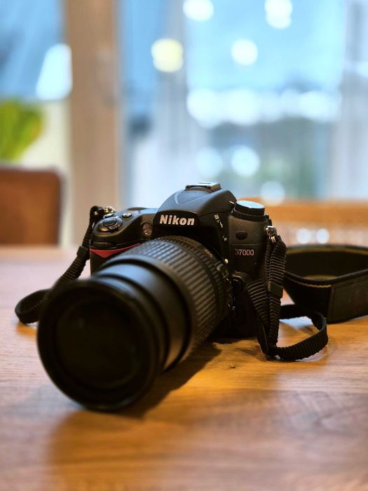Lustrzanka Nikon D7000 [zestaw]