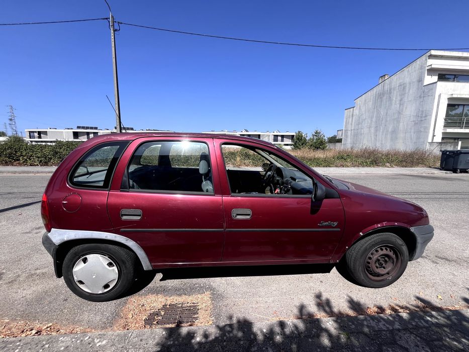 Opel Corsa B 1993 - 600€