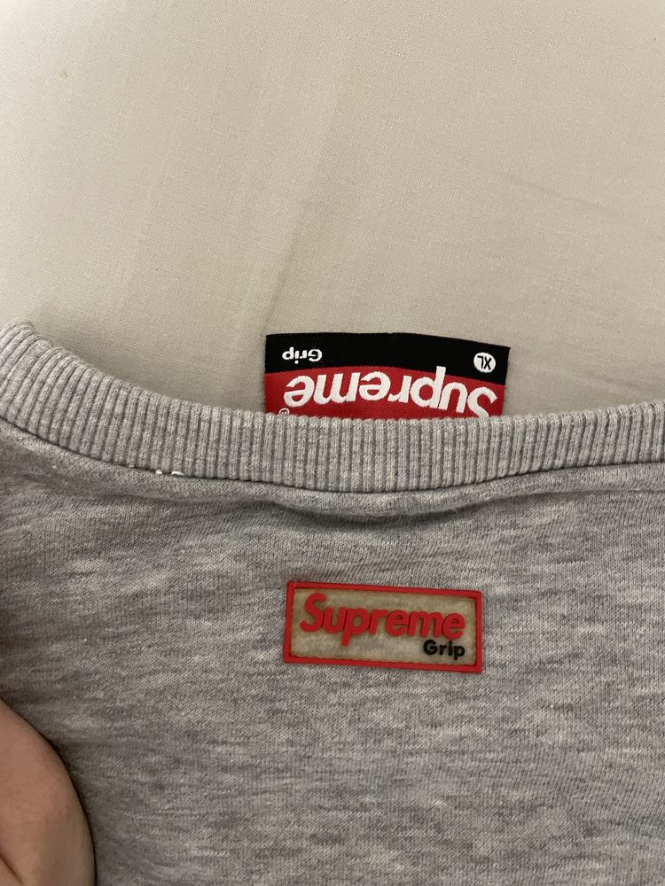 SUPREME Grip sweater 1 500 Olx