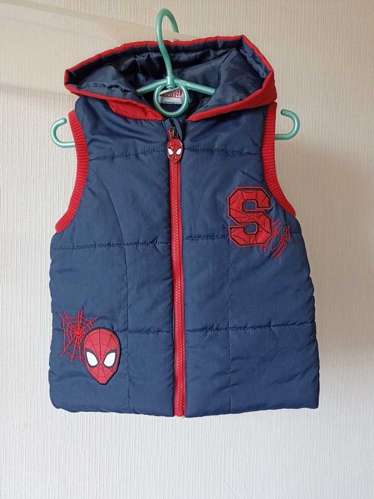 Жилетка  с пауком spiderman Marvel