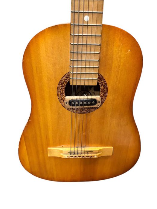 Gitara (ГИТАРА) Gost