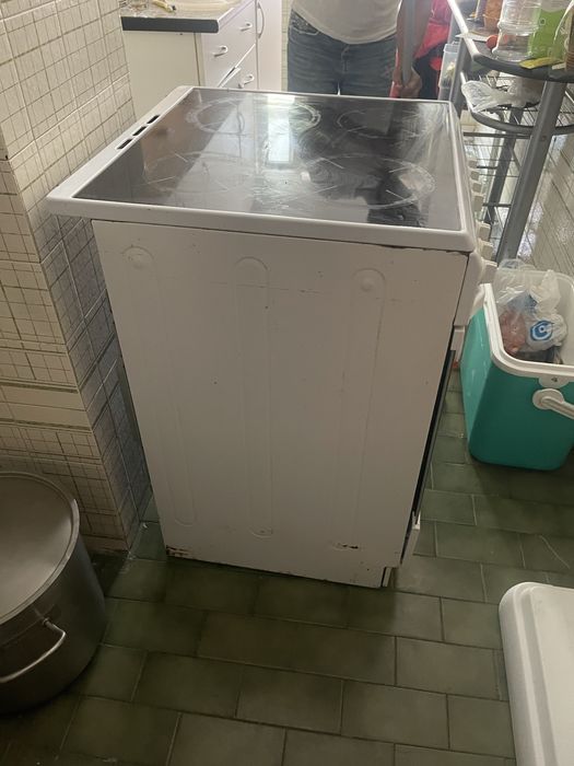 Fogao eletrico e maquina de lavar(urgente)
