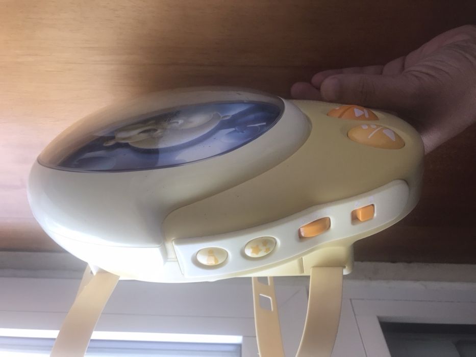 Caixa de musica Chicco (pendurar em berco)