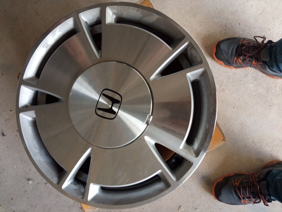 Vende se 4 jantes Honda originais novas