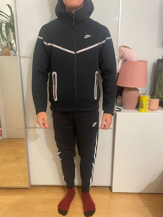 Nike tech fleece M