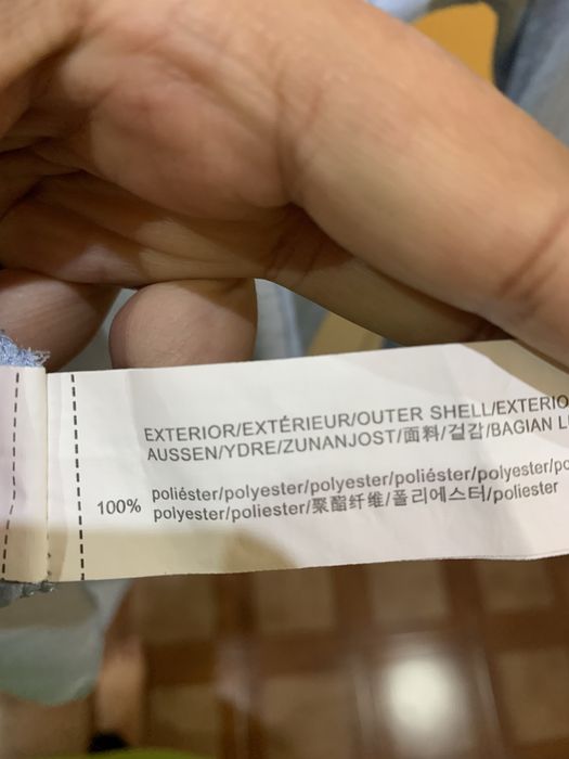 Túnica azul-claro “Stradivarius” tamanho L com decote em V