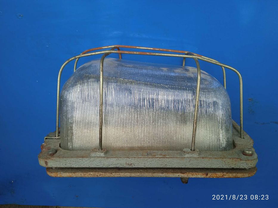 Lampa kanałowa retro