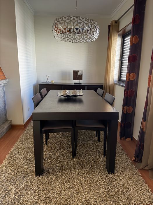 Mobilia casa de jantar