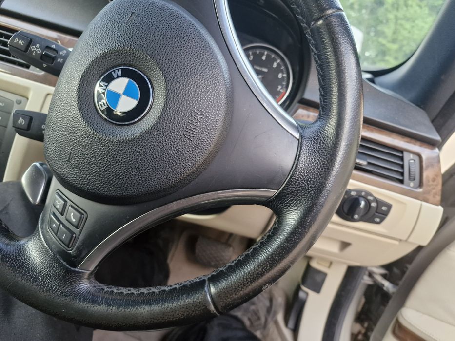 Kierownica łopatki bmw e92