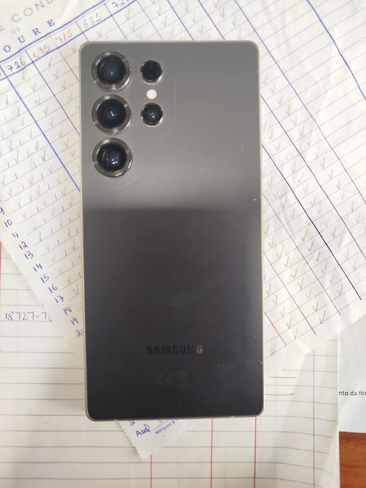 Samsung S25 Ultra ÷ Fones