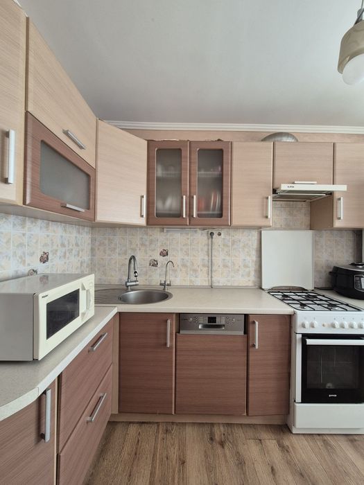 ОРЕНДА! ЦЕНТР! Здається 3 кімн. ЧЕШКА!