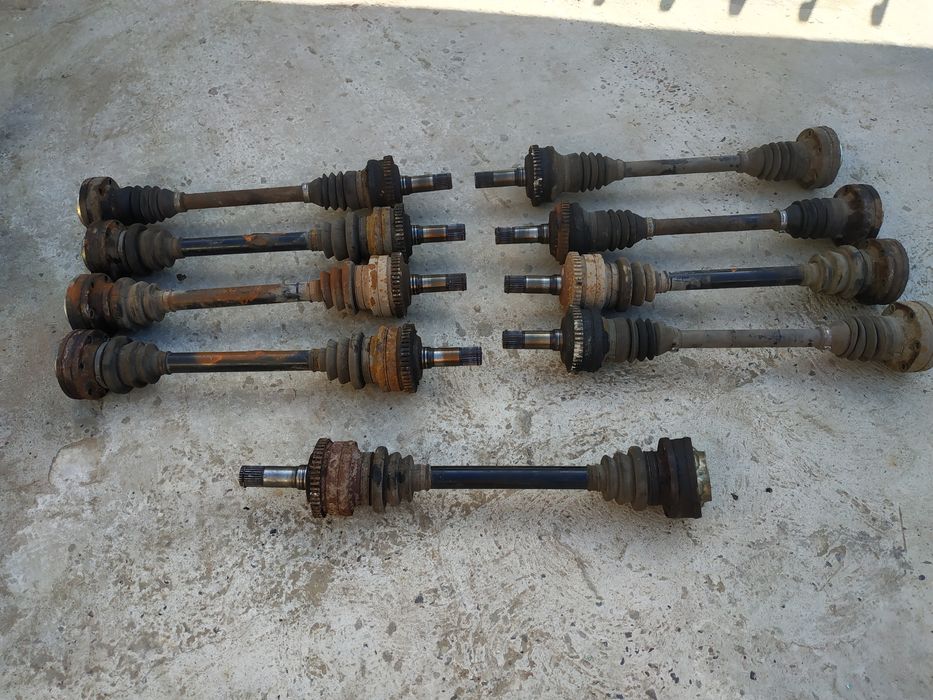 Полуось Піввісь Кулак Опель Омега Б Opel Omega B є на всі двигуни