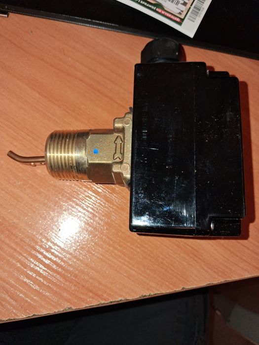 Sygnalizator przepływu cieczy F61TB-9100 JOHNSON CONTROLS