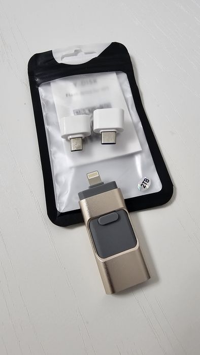 Флешка 2Tb USB накопитель накопичувач адаптер USB-C Apple Iphone