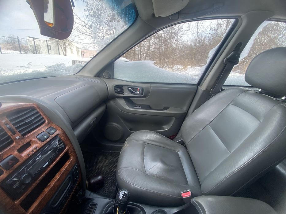 Продам повнопривідний автомобіль