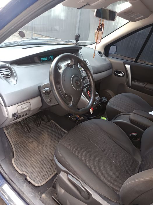 Renault Grand Scenic 2