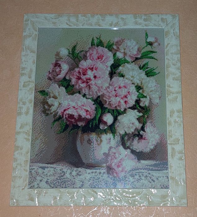 Картины вышитые бисером и алмазная вышивка