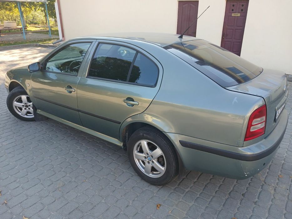 Skoda Octavia Tour 2.0i 2003