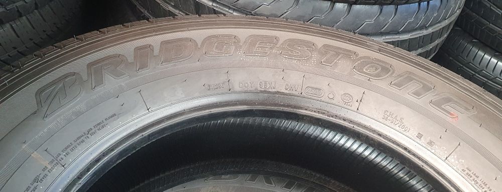 Pneus  255/70/18