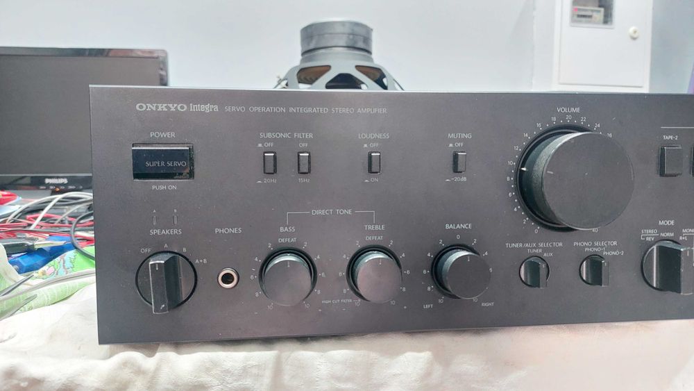 Onkyo a 8300 підсилювач