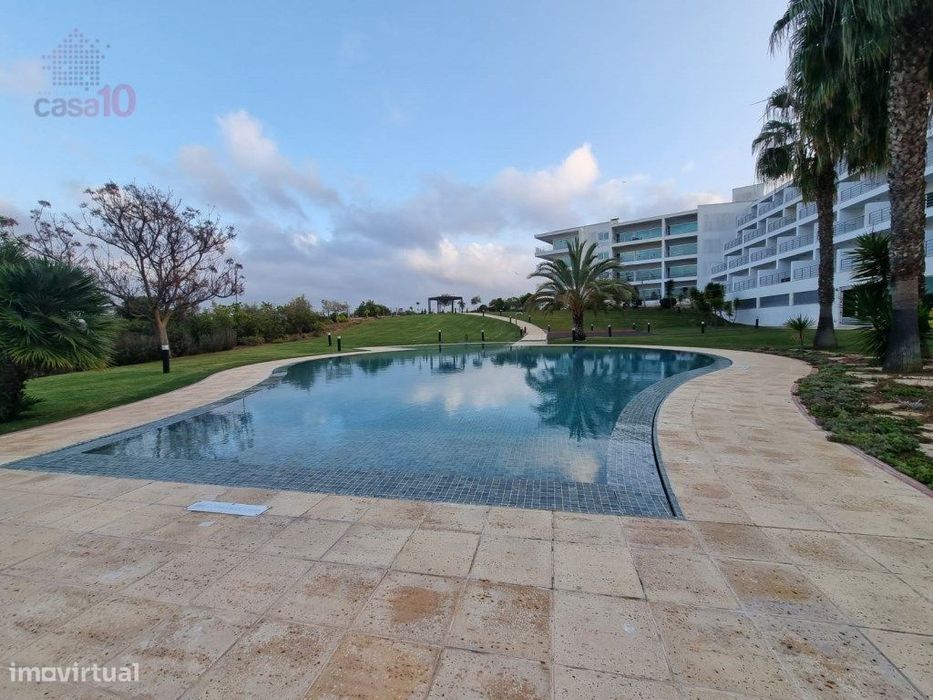 Vende-se Apartamento T1 em Resort de Luxo, Portimão