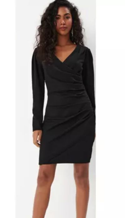 Sukienka czarna mini z kopertowym dekoltem Mohito r S
