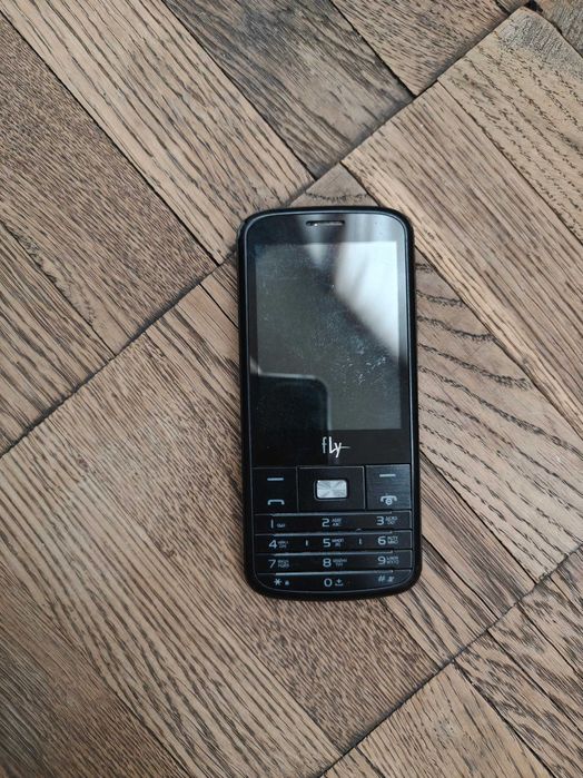 продам телефон Sony Ericsson 120грн.