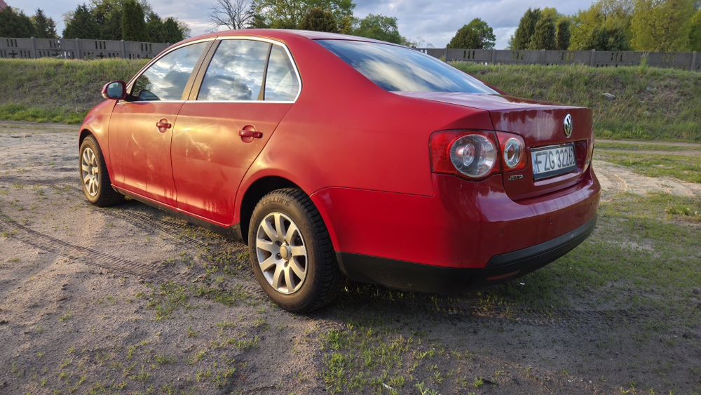 VW Jetta 2.0 FSI