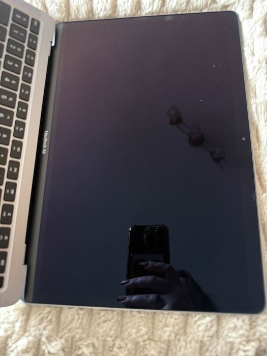 Macbook air m1 8/256gb