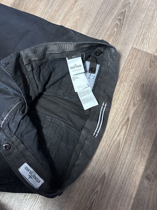 Брюки-чиносы Stone Island garment dyed cotton