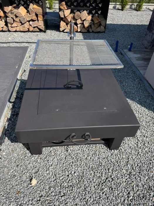 Grill Nierdzewny z Paleniskiem Model V-01 Palenisko
