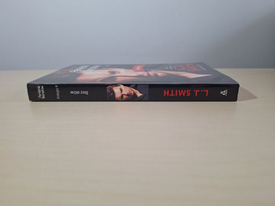 Smith Pamiętniki wampirów Bez słów