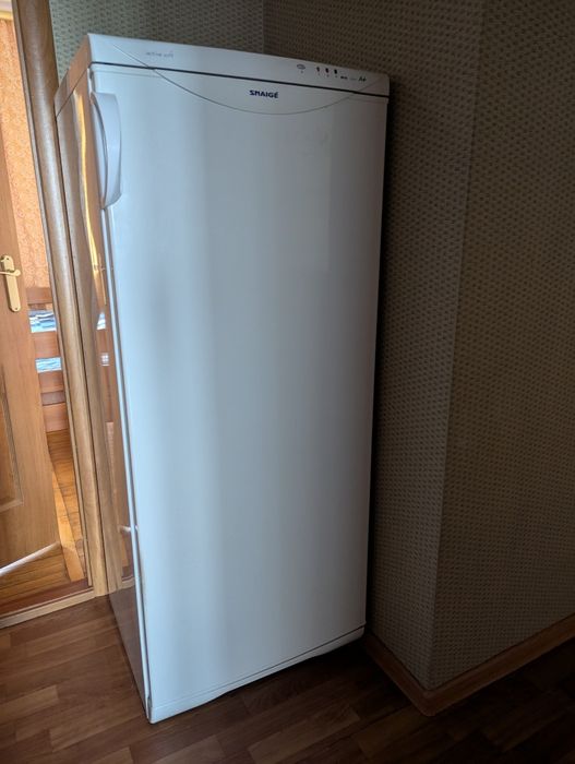 Шафа морозильна Snaige, морозильна камера . Стан нової