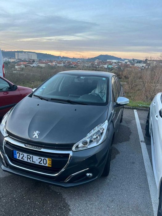 Peugeot 208 1.2 PureTech Style