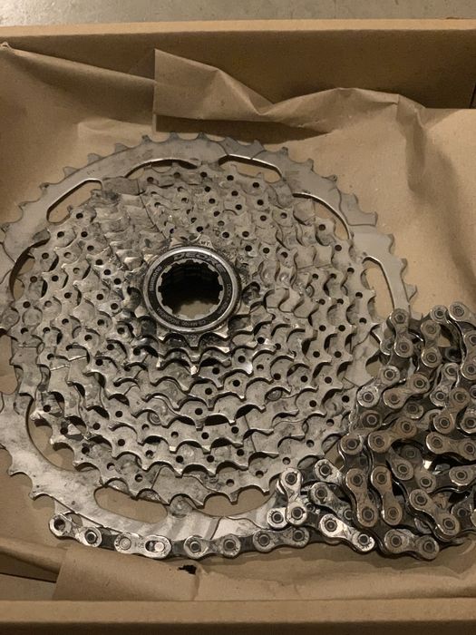Cassete e corrente shimano 10v Deore