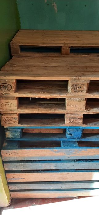 Палети, поддони, європіддони