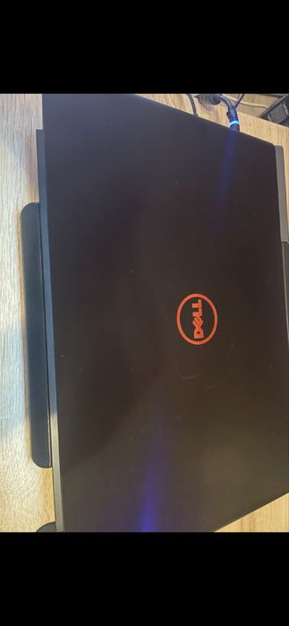 Sprzedam laptop dell