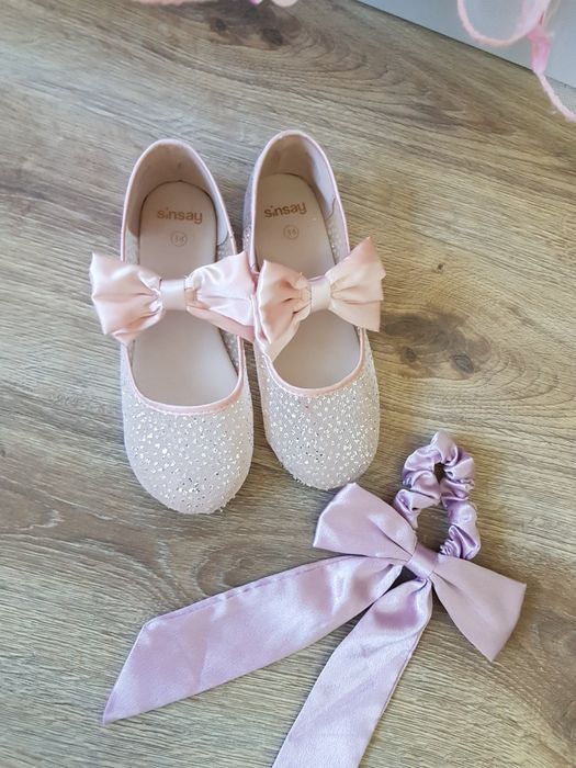 Sukieneczka Reserved 134-140 buty i gumka