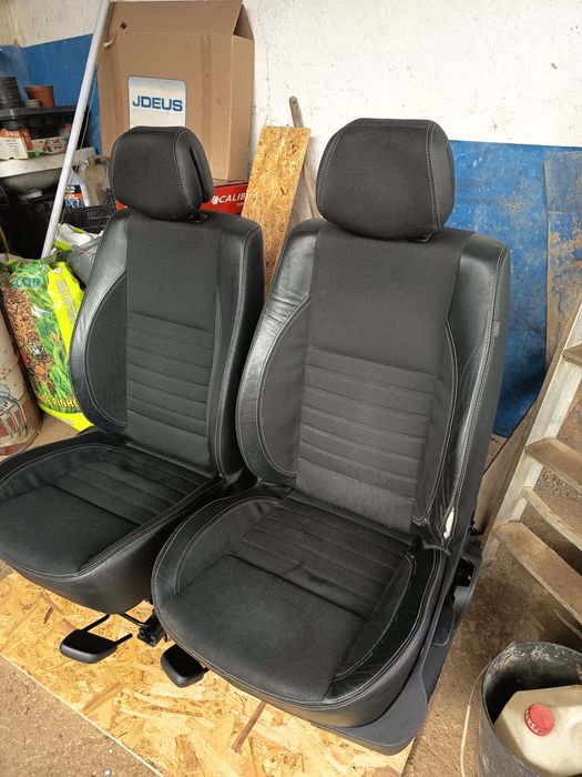 Bancos completos Renault Laguna 3. Ver o s meus outros anúncios.