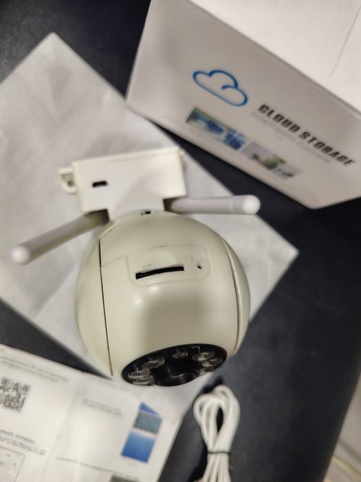 15€ câmara de vigilância WiFi marca Ysxlite para conectar ao telemóvel