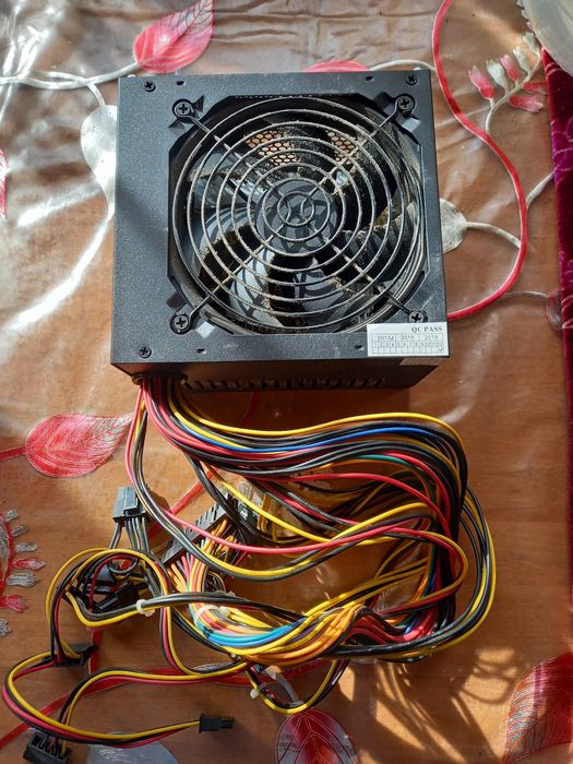 Блок питания, вентилятор для компьютера
