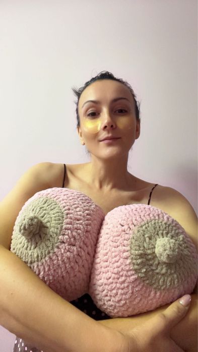 Подушка Груди грудь подарунок