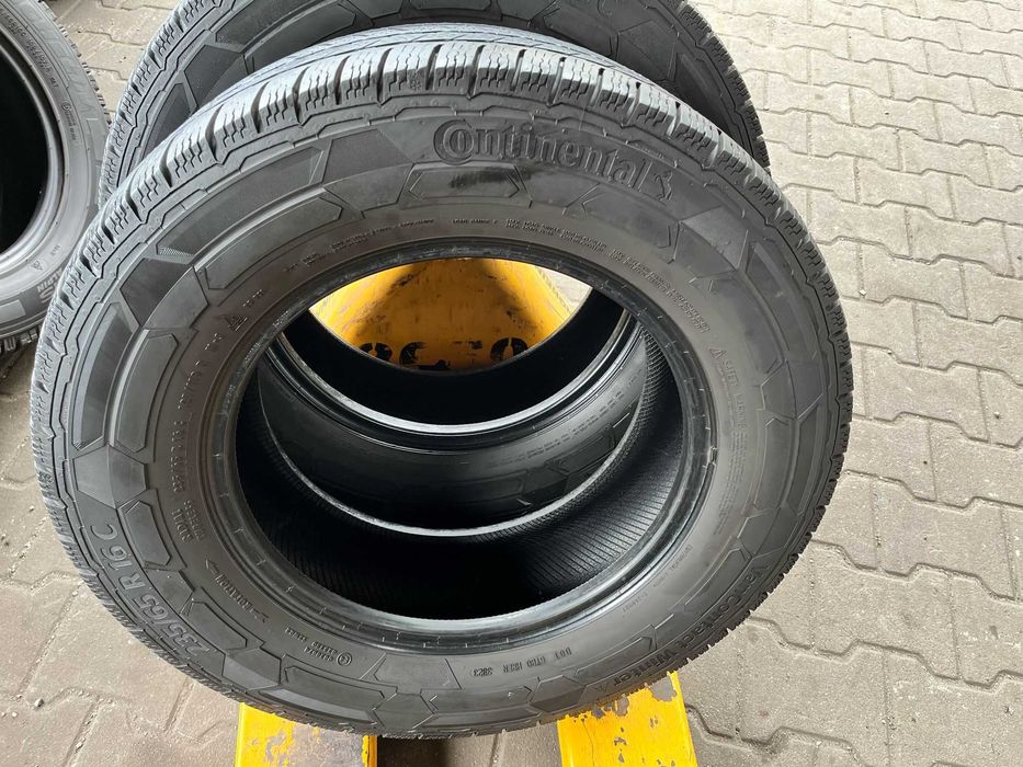 Opony zimowe 2x 235/65 R16C 121/119R Continental WinterContact #3690
