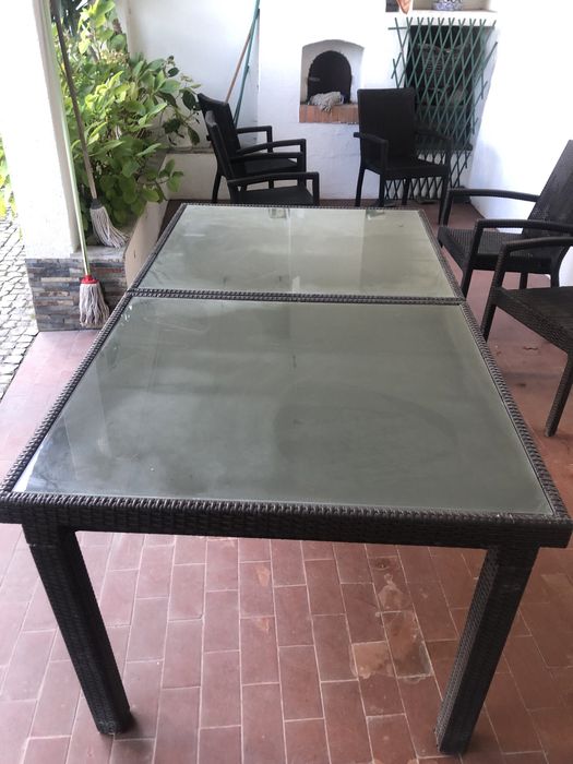 Conjunto Mesa de jardim de vidro com 8 cadeiras